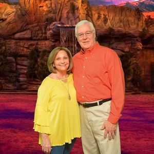 Meet your Posher, Alma